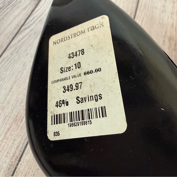 Salvatore Ferragamo Lucca Black Gold Heel Shoes 10 - Picture 6 of 9